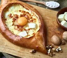 Хачапури по-аджарски