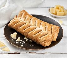 Слойка с ветчиной и сыром