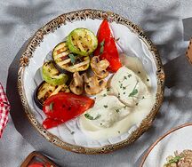 Куриная грудка в соусе дорблю