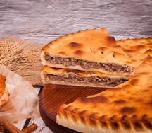 Пирог с говядиной и грибами