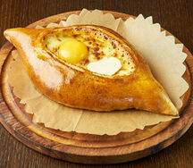 Хачапури по-аджарски