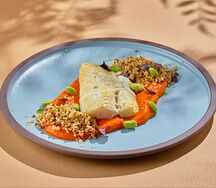 Треска с киноа и тыквенным пюре