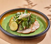 Салат с индейкой и цукини