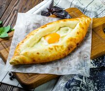 Хачапури по-аджарски