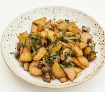 Картофель жаренный с грибами
