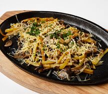 Картофель, жаренный с грибами
