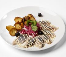 Сельдь с картофелем беби