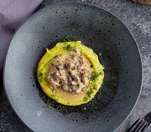 Бефстроганов из говядины с картофельным пюре