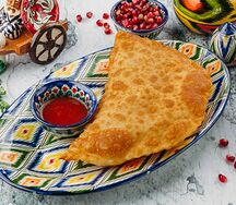 Чебурек с бараниной