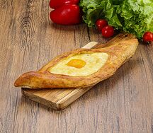 Хачапури по-аджарски