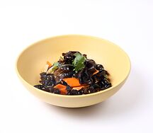 Салат из древесных грибов