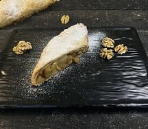 Խնձորով շտրուդել