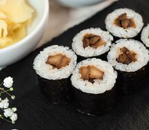 Маки ролл шиитаке