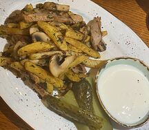 Картофель жареный с Телятиной и грибами