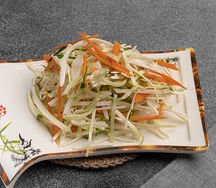 Салат из белокочанной капусты