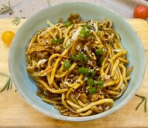 Удон со свининой