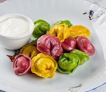 Пельмешки из индейки со сметаной 