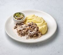 Бефстроганов из говядины c картофельным пюре