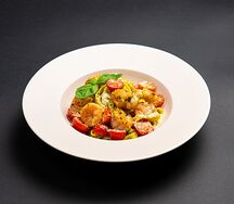 Тальятелле с креветками и соусом песто