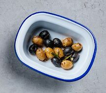 Микс оливок и маслин