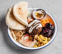 Фалафель с яйцом пашот