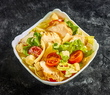 Салат Цезарь с курицей