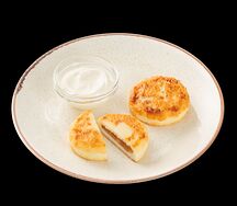 Сырники с яблочной начинкой