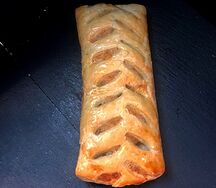 Турновер с ветчиной и сыром