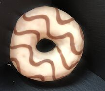 Донат Карамельный