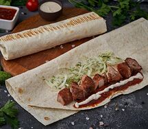 Шашлык из cвинoй шеи в лаваше