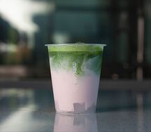 Матча с клубникой (большой)