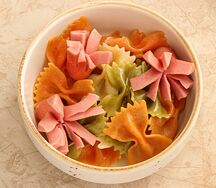 Сосиски осьминожки с макаронами