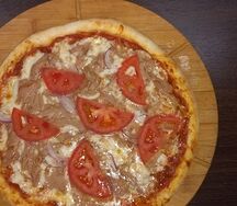 Пицца с тунцом