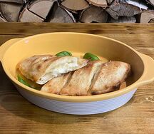Булка из печи с сырами