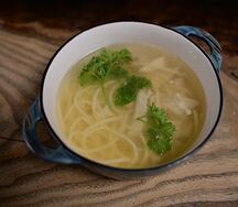 Домашняя лапша с курицей