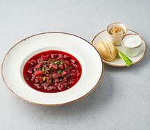 Борщ со сметаной и смальцем