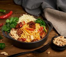 Якисоба Пад Тай с мясом