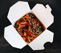 Вок с лососем