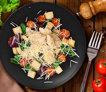 Цезарь с курицей