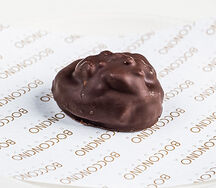 Конфета с черносливом