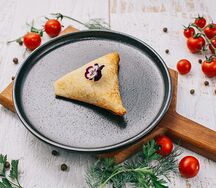 Блинчик с яблоком и корицей