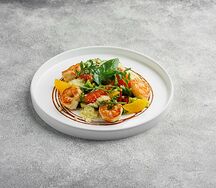 Салат с тигровыми креветками