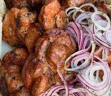 Шашлык из cвинoй шеи 1 кг