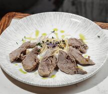 Язычки ягненка с картофельными ньокками