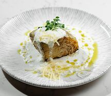 Печеная капуста с муссом из пармезана