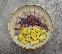 Сельдь с картофелем