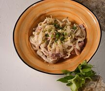 Гоймон с беконом и сливками