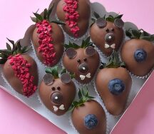 Клубника в шоколаде с мишками