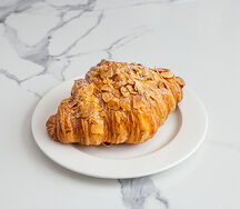 Круассан миндальный