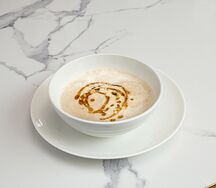 Крем-суп из шампиньонов с оливковым маслом